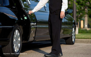 Why You Need To Hire Chauffeur Services In Dubai [Amaizng Benefits]